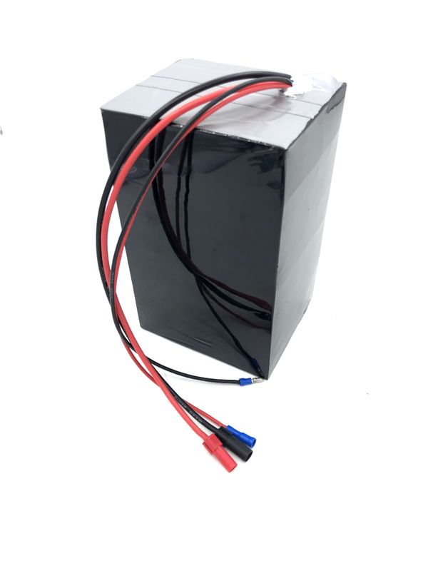 Batteria scooter 24V 48V E 15Ah 20Ah 30Ah 40Ah batteria agli ioni di litio con caricabatterie