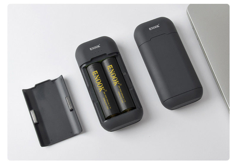 Ricaricabile 18650 21700 batteria agli ioni di litio tipo C