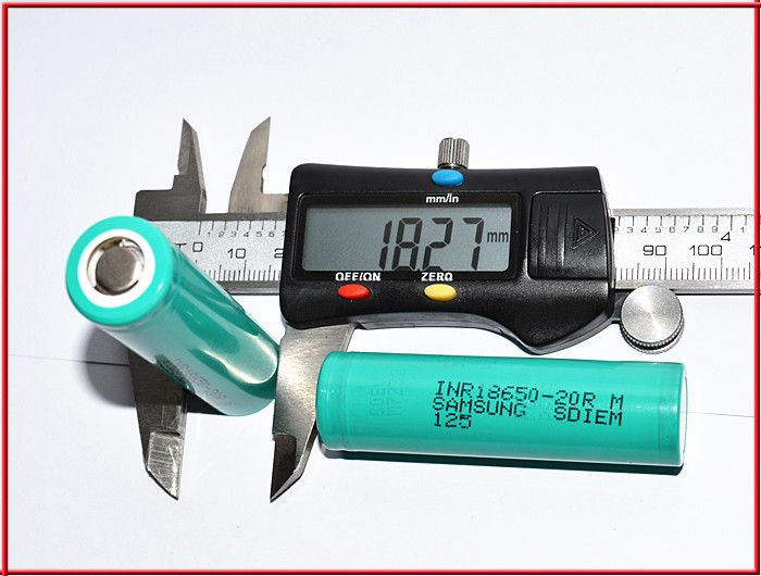 In magazzino 18650 samsung 20R 3.7v 2000mah 18650 batteria al litio ricaricabile agli ioni di litio per batterie
