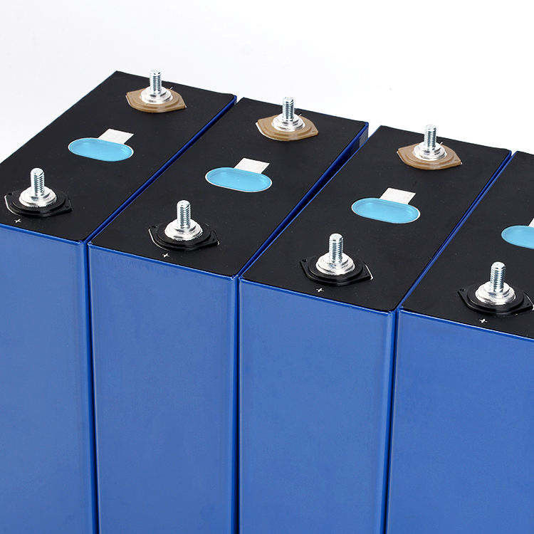 3.2V 100A 173A 304A Batteria ricaricabile al litio ferro fosfato per lo stoccaggio di energia